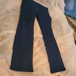 Betabrand straight fit stretchy jeans